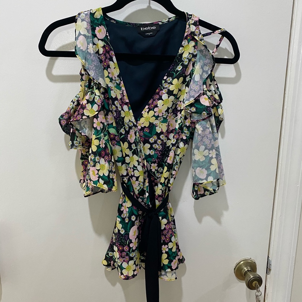 Bebe blouse